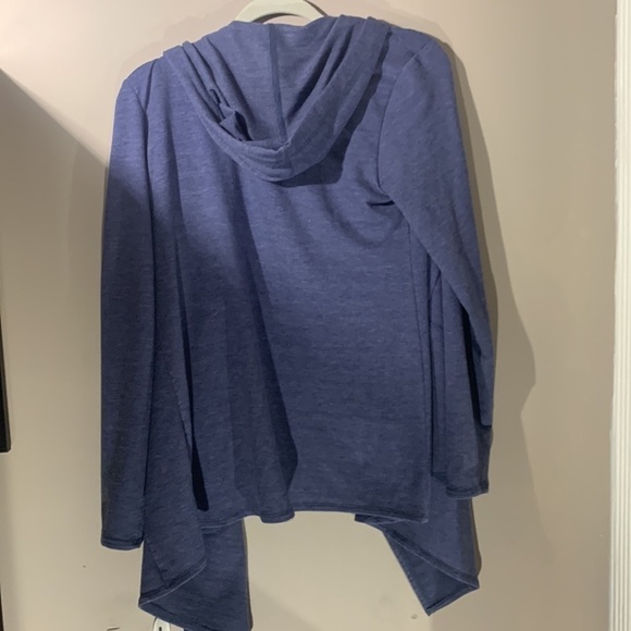 Logo Lounge-blue hoodie sweater size small generous sizing pockets like new - Picture 5 of 7